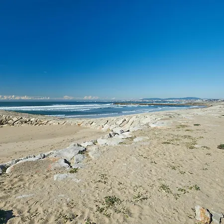 Apartment Beguest Beachfront Caparica Lisbon *