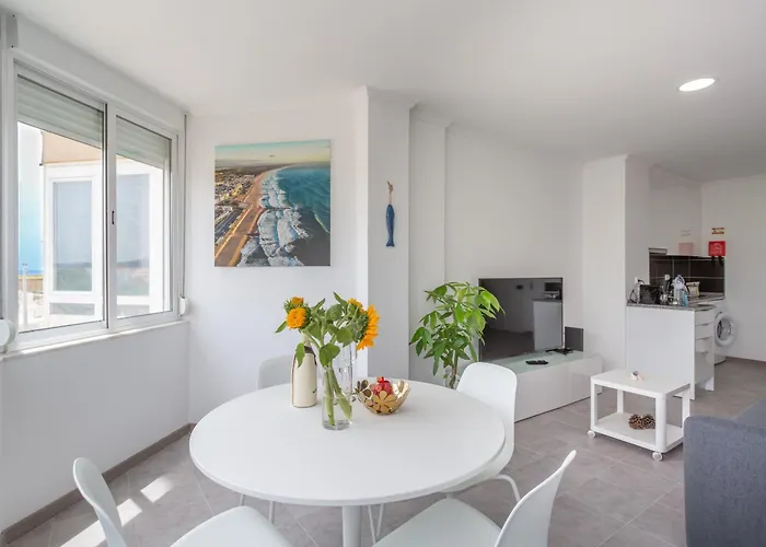 Beguest Beachfront Caparica Lisbon * Кошта-да-Капарика